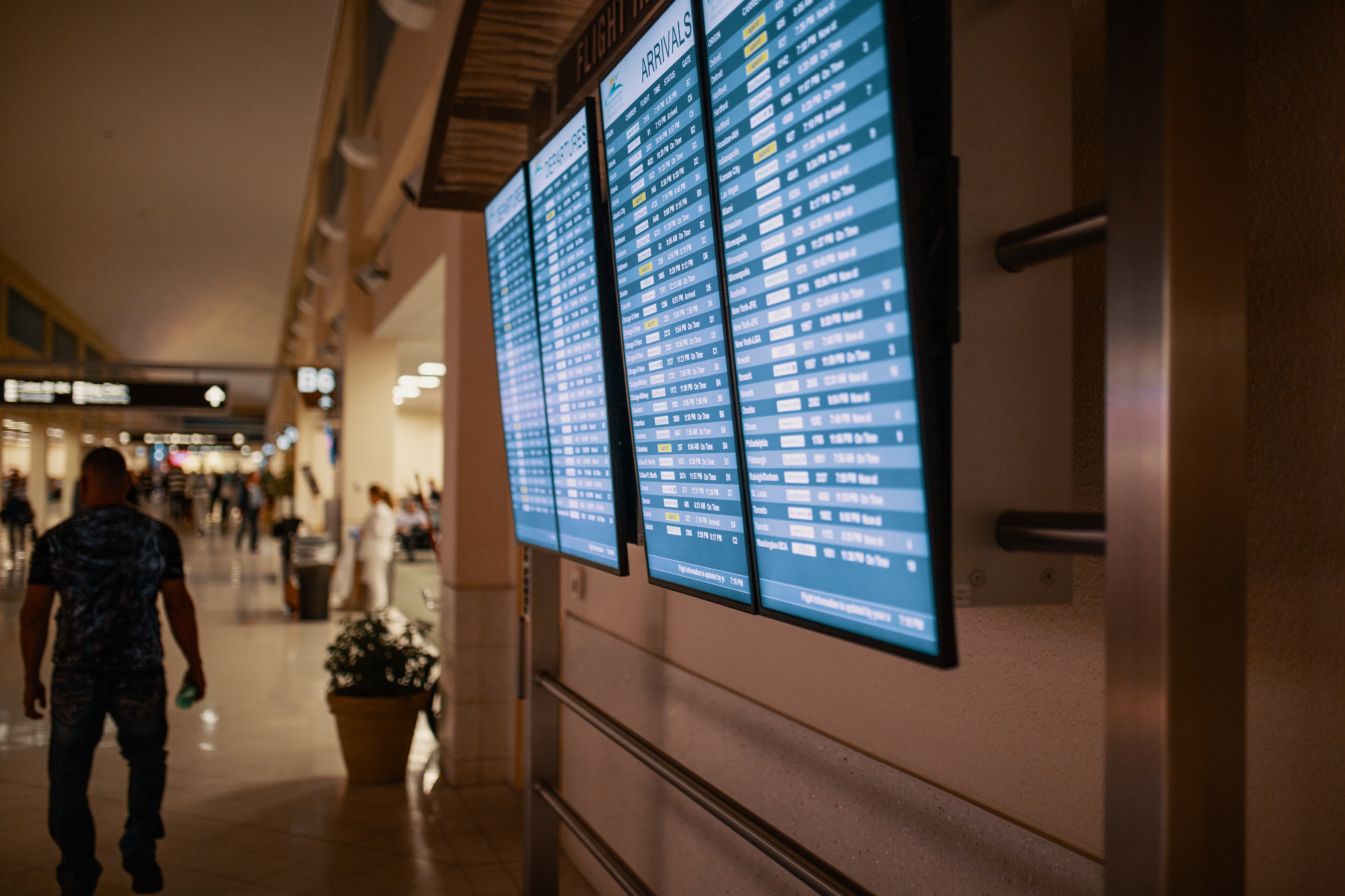 Aeropuertos y Terminales
